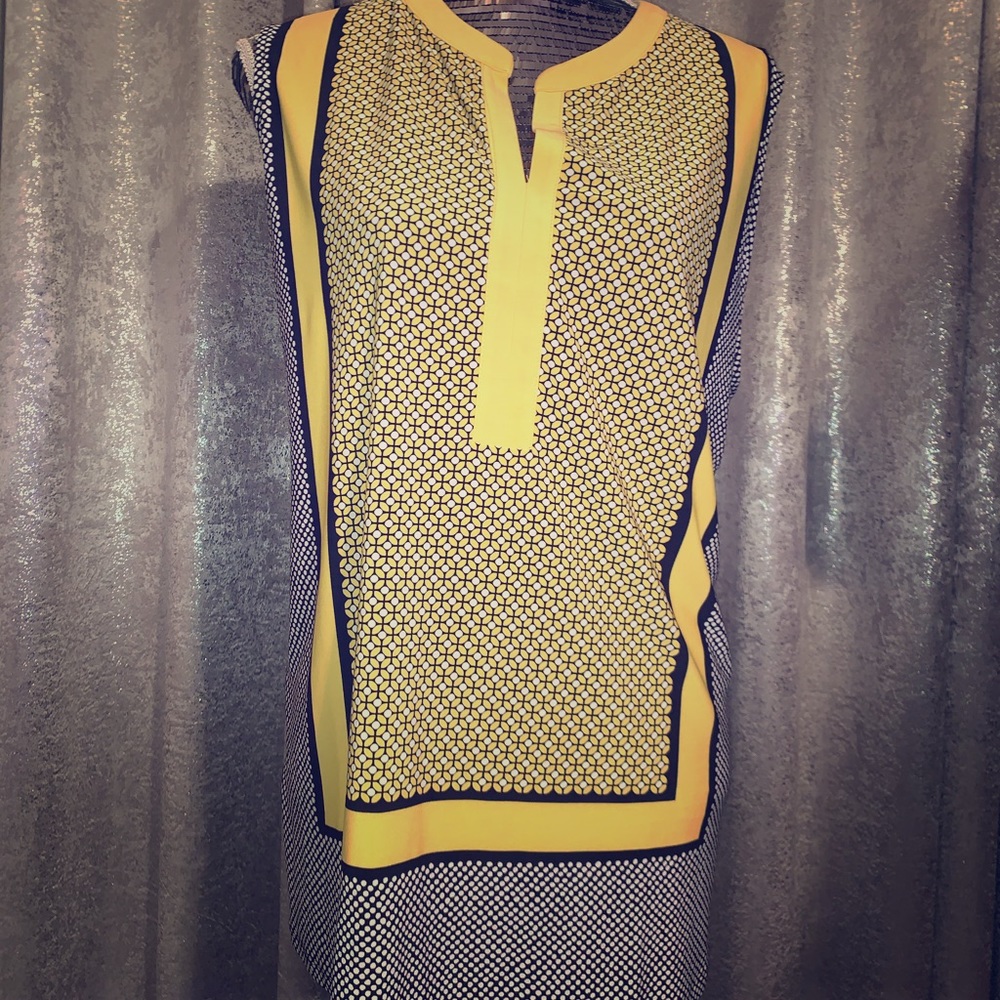 Jones Studio Sleeveless Blouse